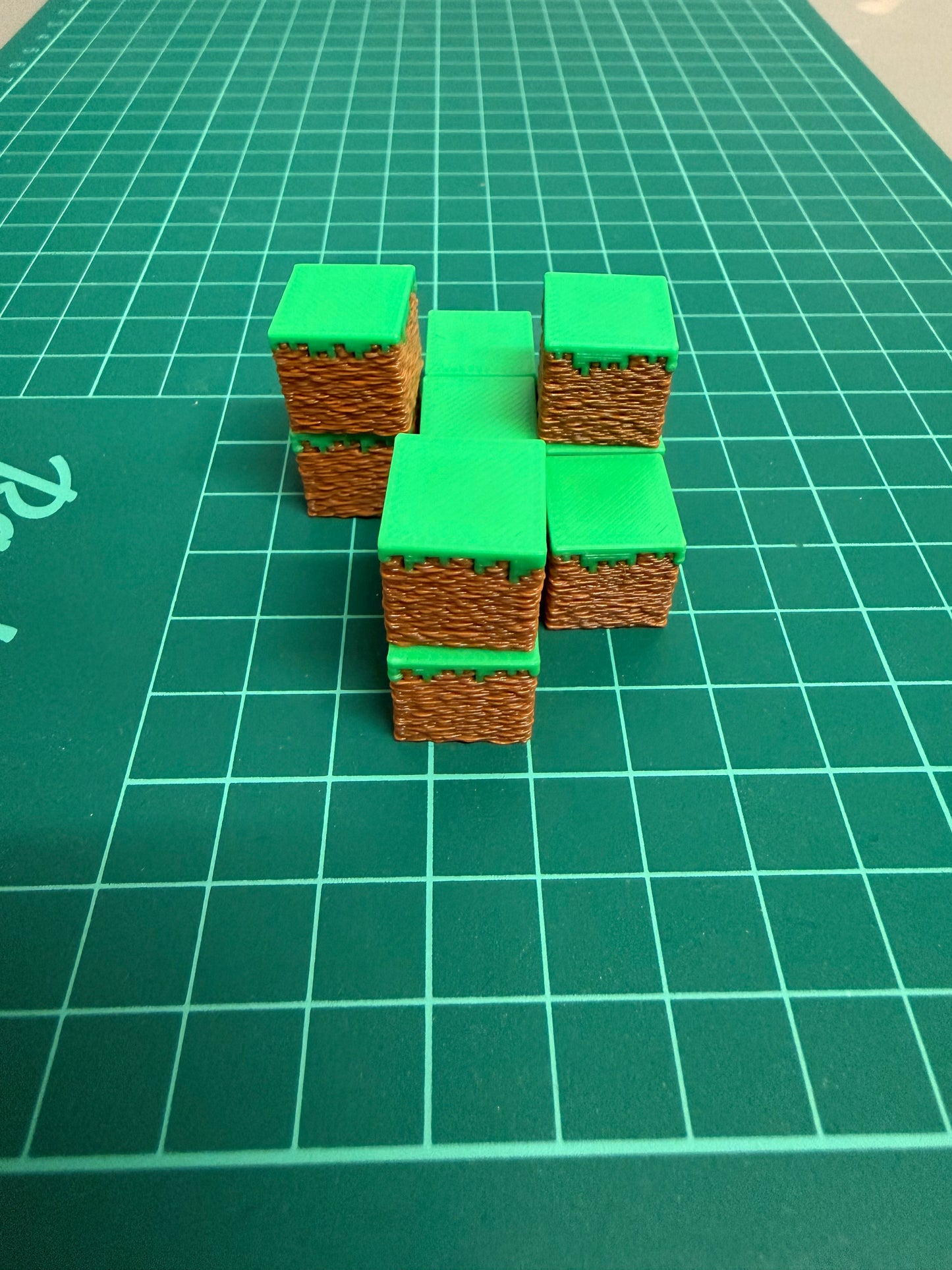 Minecraft Grass Block Valve Cap Set | 3D Printed Bike Accessory – LuCycle
